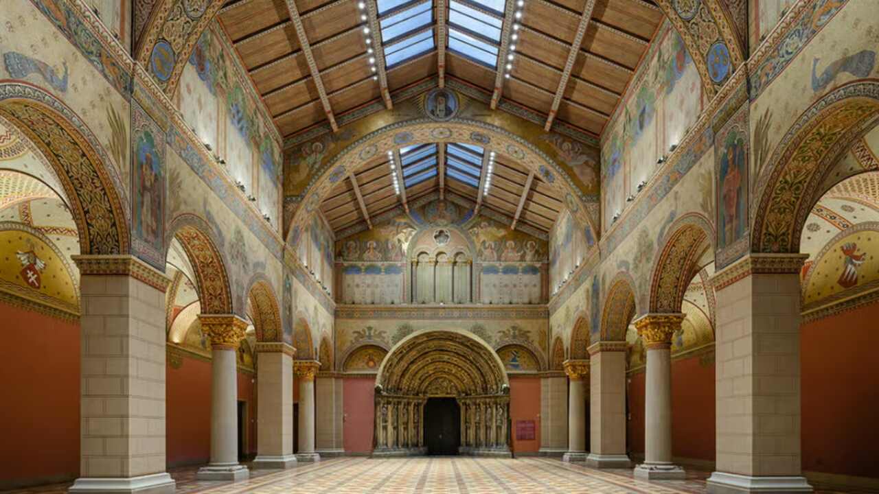 Interior of the Museum of Fine Arts in Budapest, one of the top museums included with the Budapest Card in 2025