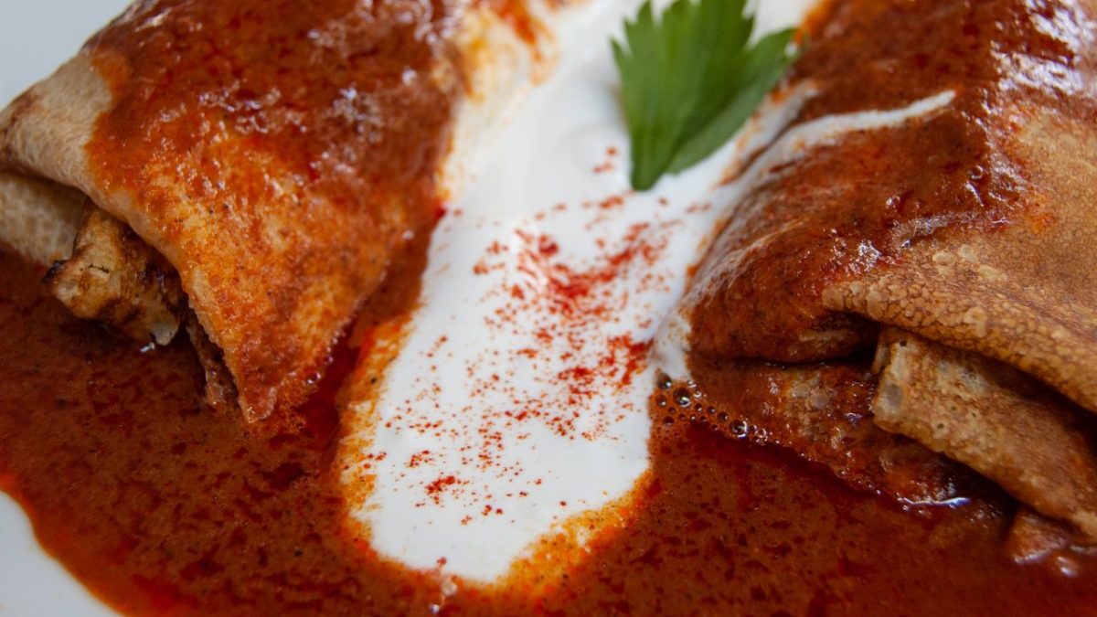 Hortobagyi Palacsint, tipical hungarian food